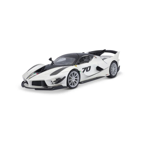 Bburago Race & Play 1:18 Ferrari FXX K EVO #70 White